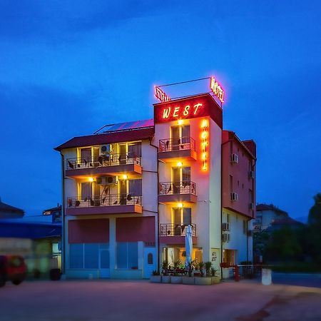 Motel West Blagoevgrad Buitenkant foto