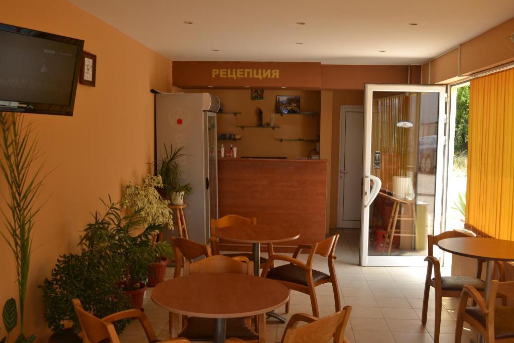 Motel West Blagoevgrad Buitenkant foto
