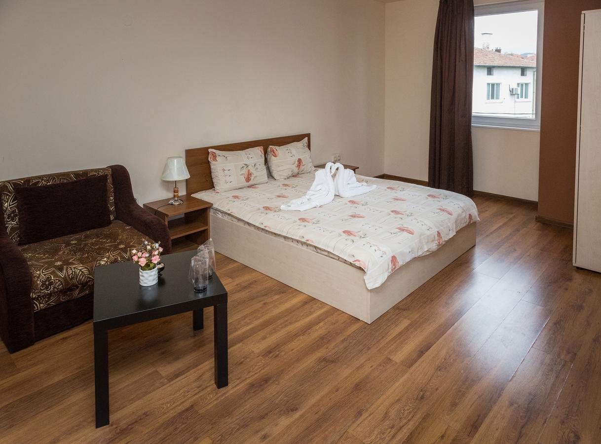 Motel West Blagoevgrad Buitenkant foto