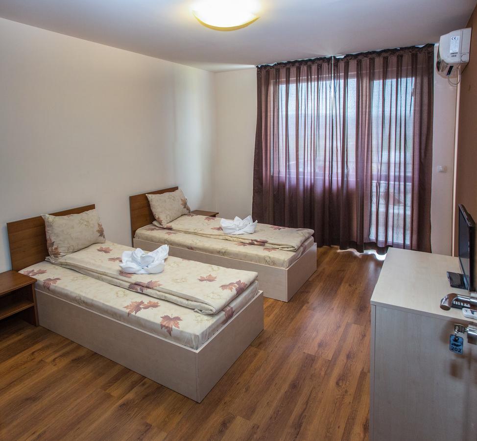 Motel West Blagoevgrad Buitenkant foto