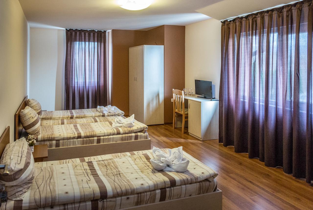 Motel West Blagoevgrad Buitenkant foto